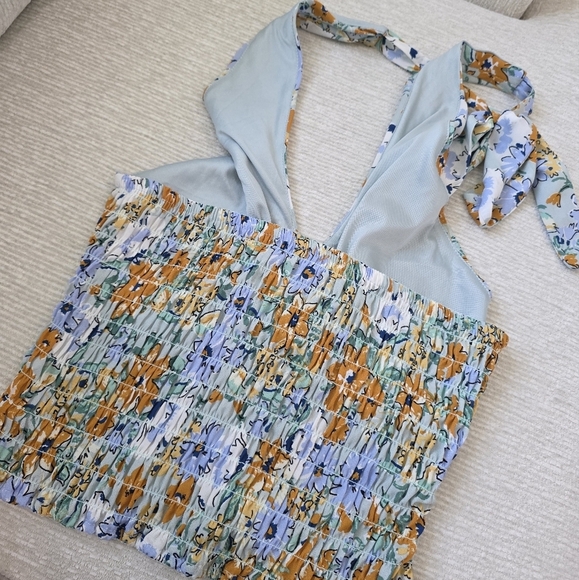 Halter Top Floral Design Baby Blue And Orange Size Small Summer Design - Picture 4 of 4